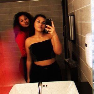 Meet your Posher, Nina